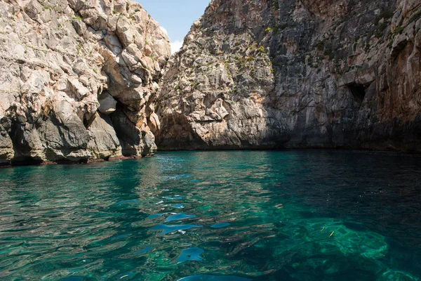 Błękitna Grota z łódką. Malta — Zdjęcie stockowe