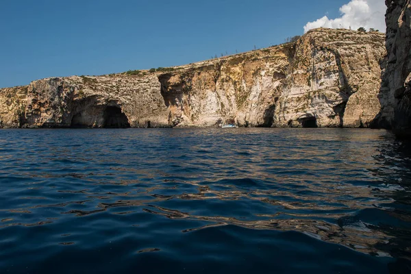 Blauwe grot, een boottocht. Malta — Stockfoto