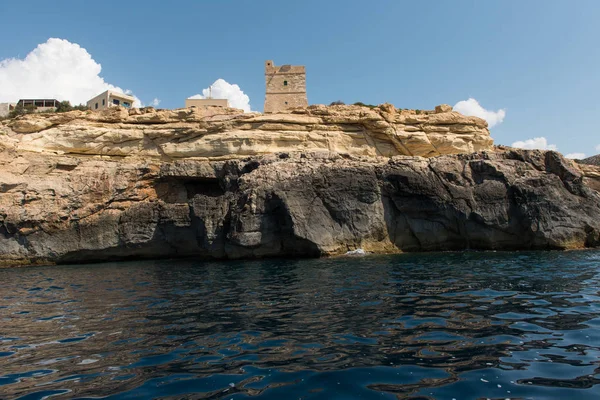Blå grottan sett från en båttur. Malta — Stockfoto