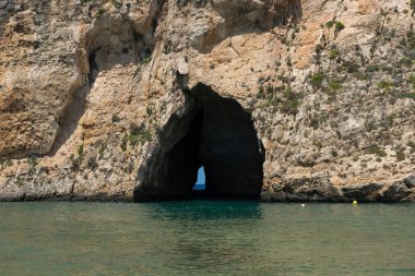 Dwejra defne, iç deniz. Gozo, Malta