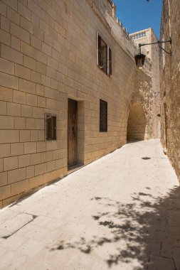 Mdina, Malta'da Ortaçağ dar sokak taş evler