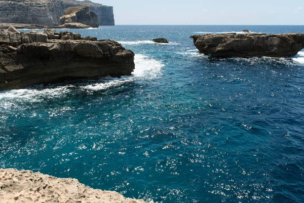 Le trou bleu et la fenêtre Azur effondrée. Gozo, Malte — Photo