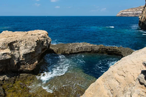 Agujero azul y la ventana de Azure colapsada. Gozo, Malta —  Fotos de Stock