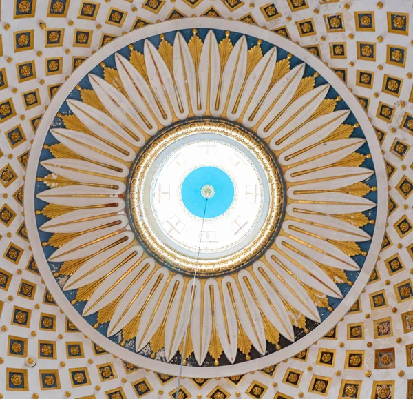 Detalhe interior da cúpula da Rotunda de Mosta, Malta — Fotografia de Stock