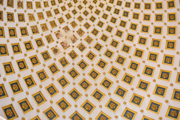 Detalhe interior da cúpula da Rotunda de Mosta, Malta — Fotografia de Stock