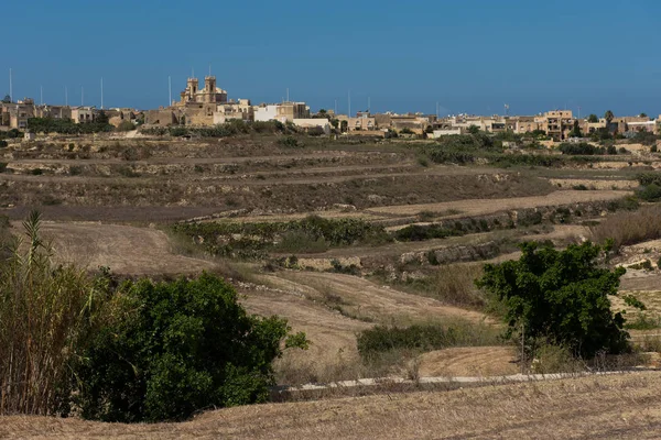 Villaggio di Gharb sull'isola di Gozo, Malta — Foto Stock