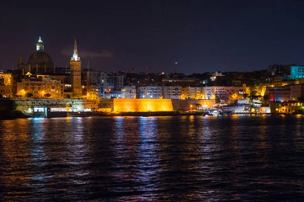 Valletta at night. View from Sliema. Malta — Stock Photo, Image