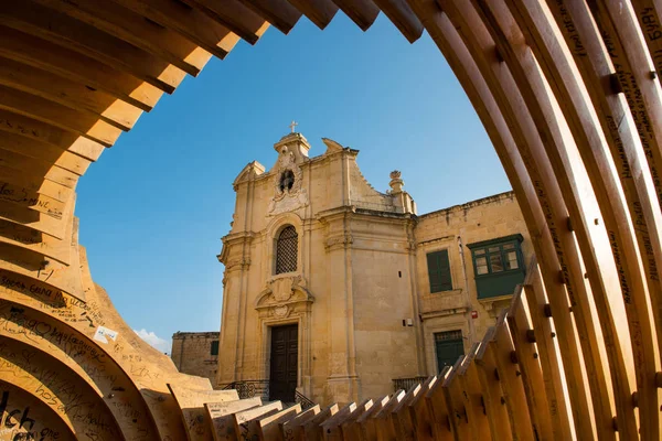 Onze lieve vrouw van overwinningen kerk in Valletta — Stockfoto