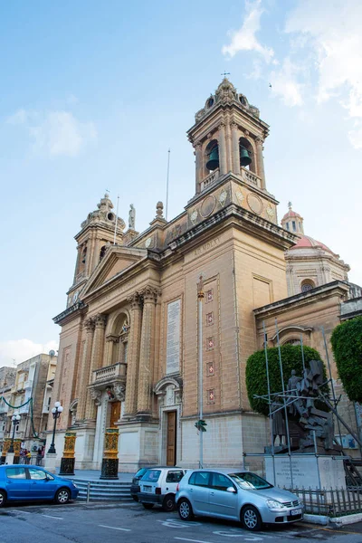 Katolik Kilisesi dış Malta