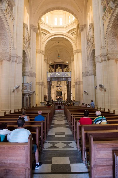 Ta Pinu, Malta Katolik Kilisesi'nin iç
