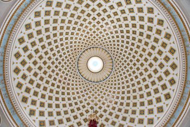 Mosta rotunda kubbe iç. Malta