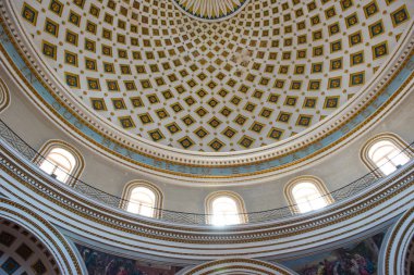 Mosta rotunda kubbe iç. Malta