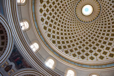 Mosta rotunda kubbe iç. Malta