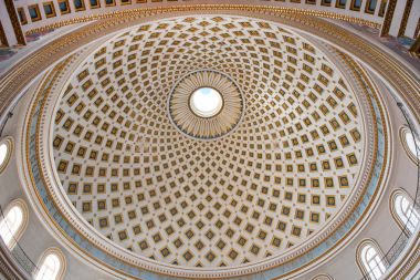 Mosta rotunda kubbe iç. Malta