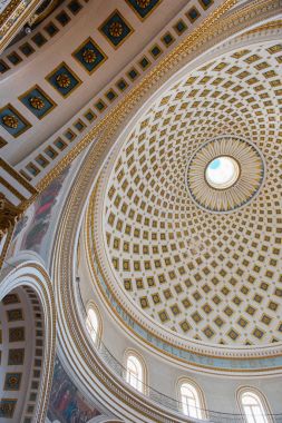 Mosta rotunda kubbe iç. Malta