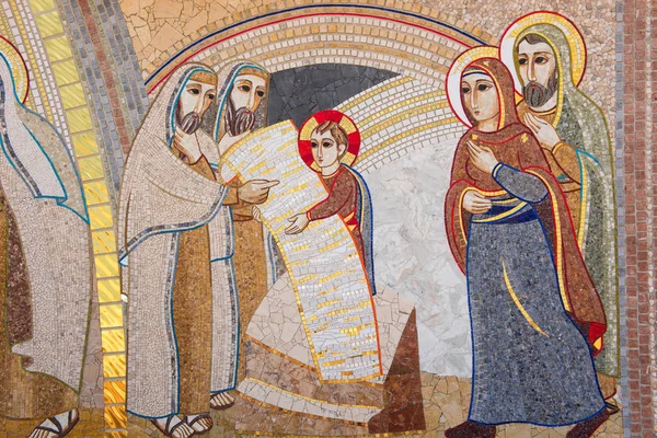 Mosaicos cristianos religiosos en Ta Pinu, Malta — Foto de Stock