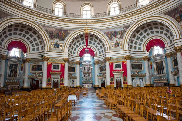 Interiér dómu rotundy Mosta. Malta — Stock fotografie