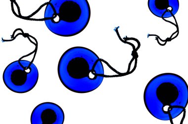 beyaz zemin üzerine Türk nazar