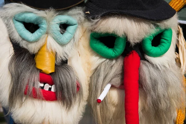 Зимові свята Різдва маски традиційних, masque з Румунії — стокове фото