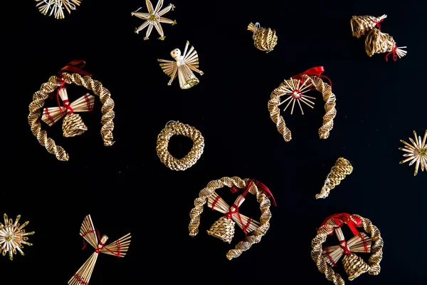 Collezione di ornamenti natalizi fatti a mano — Foto Stock