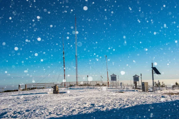 Meteorological station on mountain at winter — Stock Photo, Image