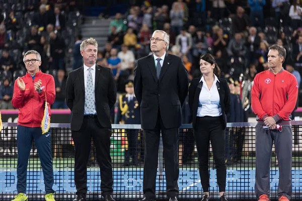 Tennis referees and captains — Stock Photo, Image