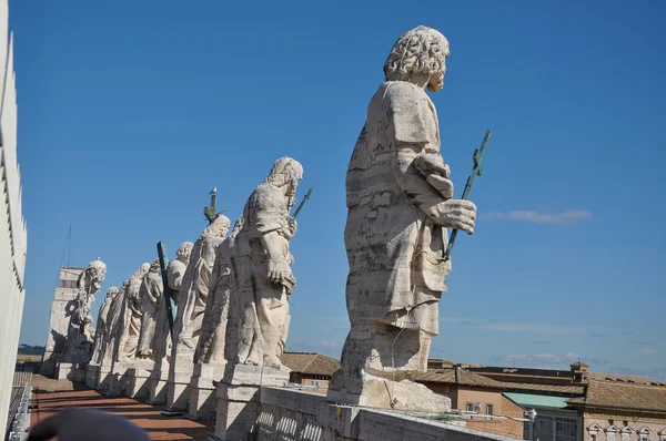 Estátuas dos apóstolos. Basílica de São Pedro, Vaticano — Fotografia de Stock