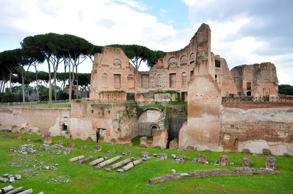 Arkeologisk utgrävning på Forum Romanum, Rom — Stockfoto