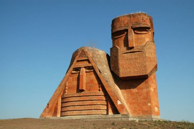 Stepanakert, Dağlık Karabağ heykeli