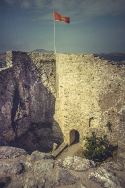 Kale, Karadağ Bar kalıntıları