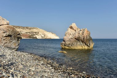 Afrodit kayalıkları geç öğleden sonra ışıklar. Petra tou Roumiu, Cyp