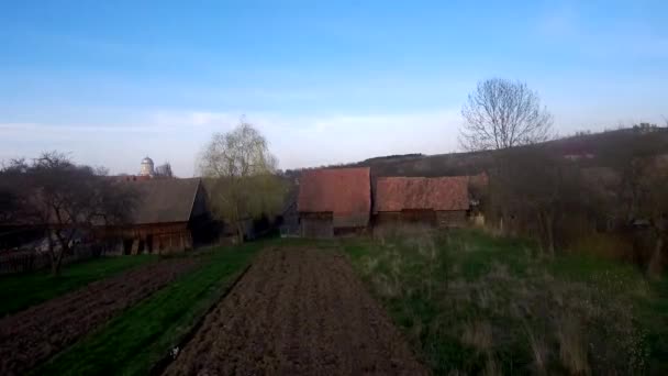 Drone Vista Campo Agrícola Aldea Transilvania Rumanía — Vídeos de Stock