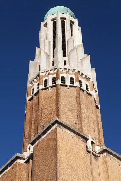 Башня Святого Сердца в стиле ар-деко — стоковое фото