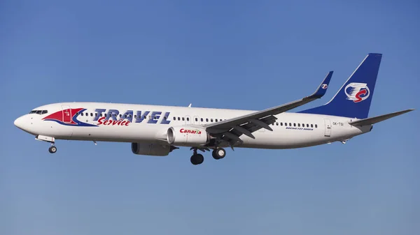 Travel Service Boeing 737-900ER — Stock Photo, Image