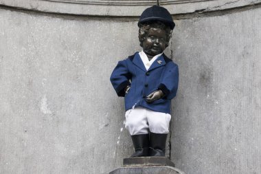 Manneken Pis Cercle Royal de Oxer binici olarak