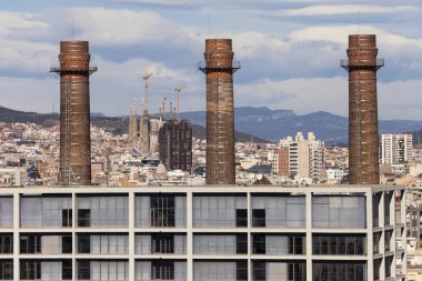 Sagrada Familia Poble Sec baca aracılığıyla