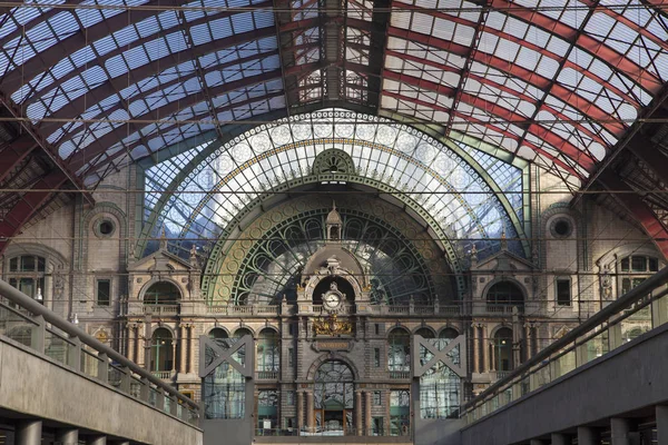 Антверпен залізничного вокзалу — стокове фото