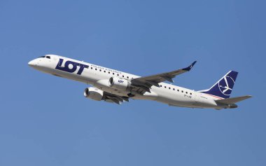 Çok Polonya Havayolları Embraer Erj-195