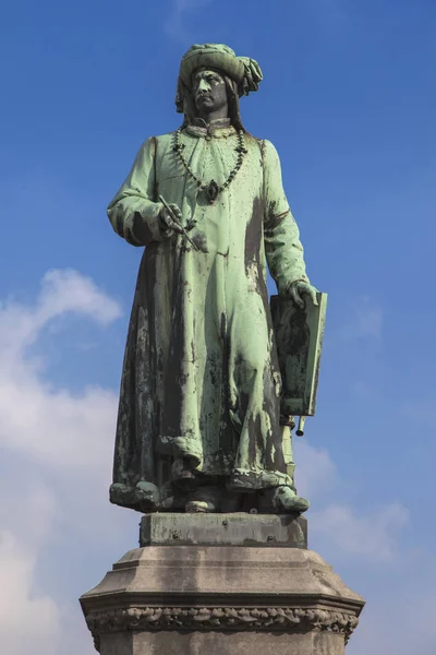 Staty av jan van eyck — Stockfoto