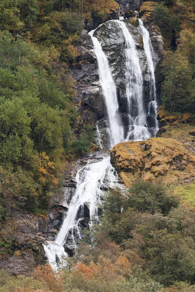 Odnesfossen 瀑布 — 图库照片