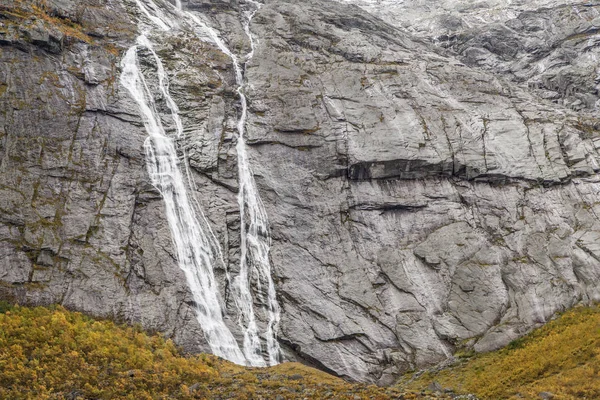 Tjotafossen vízesés — Stock Fotó