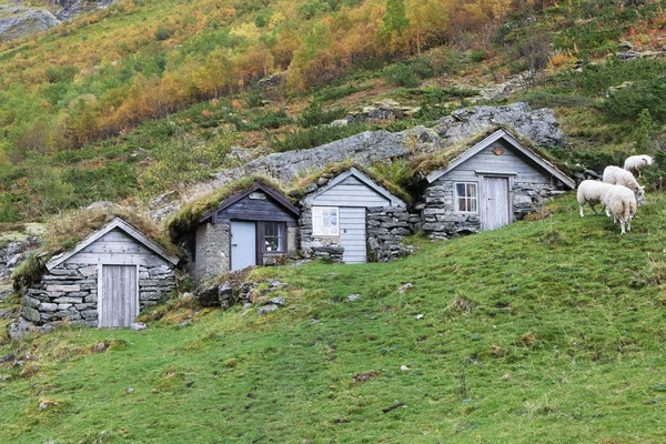 Sod Roof Huts in Norangsdalen — Stock Photo, Image