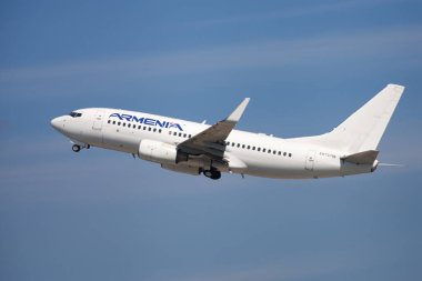 Havayolu şirketi Ermenistan Boeing 737-700