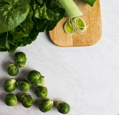 pırasa ve Brüksel lahanası, salata