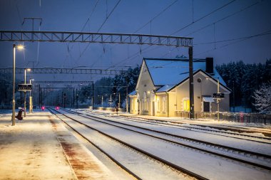 Gece tren ve tren