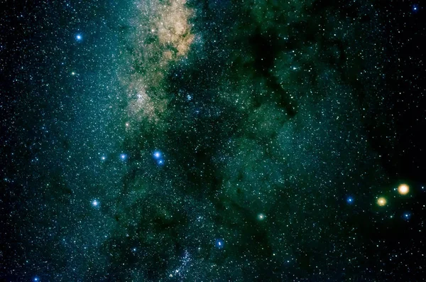 Estrelas e galáxia espaço exterior céu noite universo fundo — Fotografia de Stock