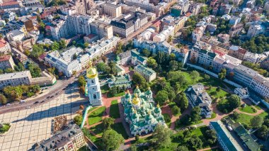 St Sophia Katedrali ve yukarıdan, Kiev cityscape, Ukrayna'nın başkenti Kiev şehir manzarası hava Üstten Görünüm