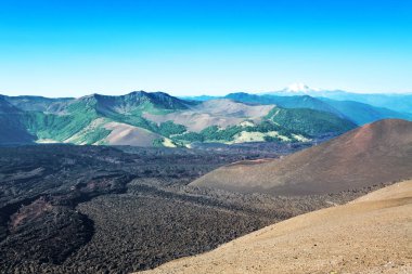 Güzel Andes Dağları manzara, Araucania bölgesi, Lonquimay volkan, Callaqui, Şili, Güney Amerika