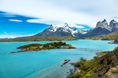Pehoe Gölü ve Guernos Dağları güzel manzara, Torres del Paine Ulusal Parkı, Patagonya, Şili, Güney Amerika