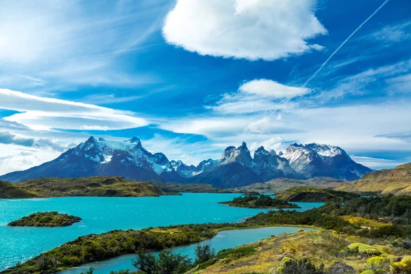 Lago Pehoe Montañas Guernos Hermoso Paisaje Parque Nacional Torres Del — Foto de Stock